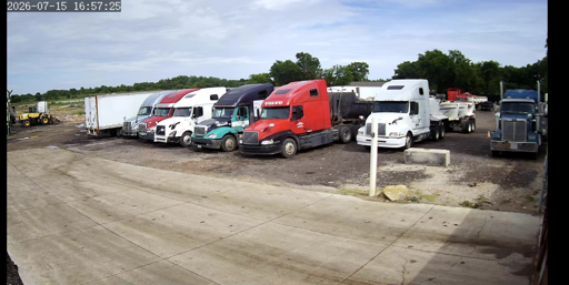 Truck and Trailer parking 3200 South Beltline Road, Dallas, TX - 2