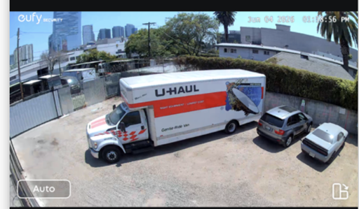Box Truck parking 918 Albany St, Los Angeles, CA - 4