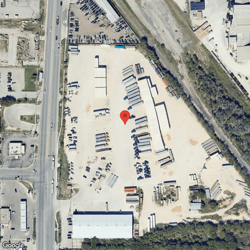 Truck and Trailer parking 272 N WW White Rd, San Antonio, TX - 1