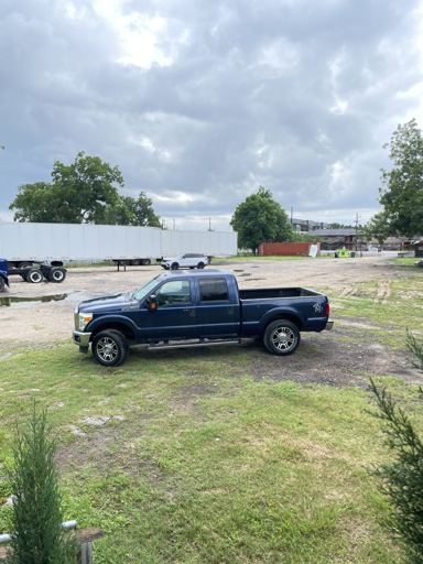 Truck and Trailer parking 7413 Jensen Dr, Houston, TX - 3