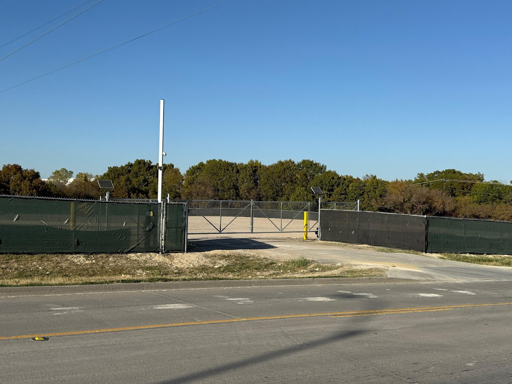 Find Your Truck Parking Lot-3