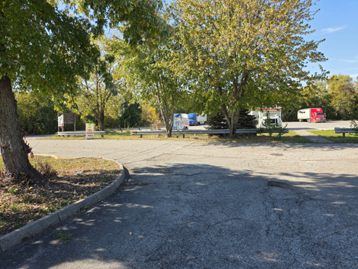 EXCEED INN MOTEL TRUCK PARKING - 7