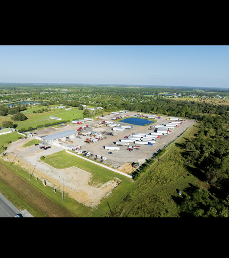 Truck Parking Fort Denaud-2